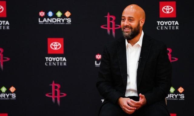 德州扑克官网-火箭总经理总结本赛季交易：完全不后悔送走哈登